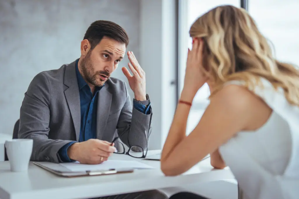 Acheteur confuse face à un courtier — absence de représentation claire